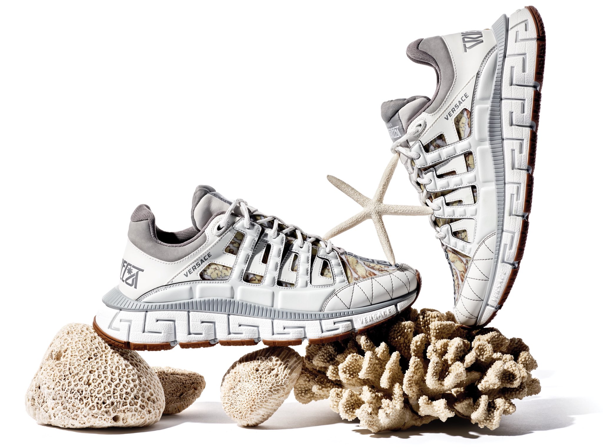 versace sneakers 2021