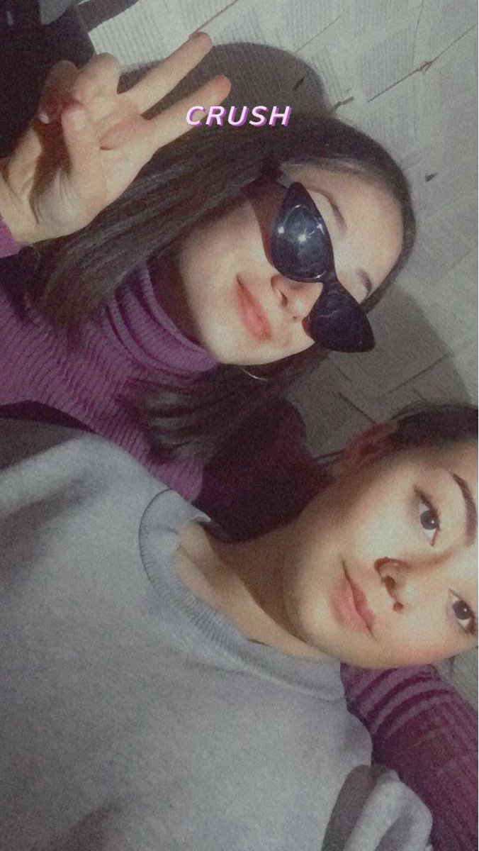 _senanurrrr's tweet photo. Beraber çoçuklaştığım ✨ @haticcee0703 https://t.co/fP2bM2L5rj