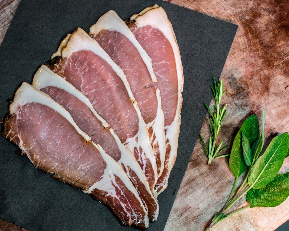 The perfect Sunday cure 🥓! 
A classic, proper tasting smoked dry cured back #bacon from Norfolk. Available in store or to Click &amp; Collect on the Gog website!