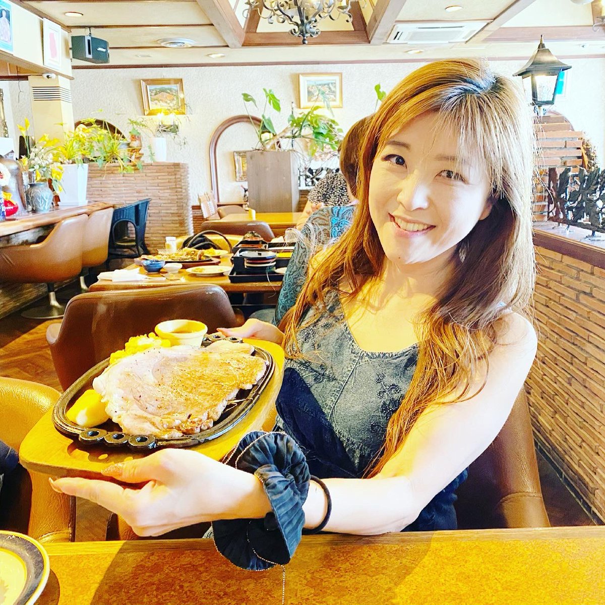 渋井しほり パンダと肉とチョコレート愛 沖縄 名護のrestaurant Colombinでステーキ T Co Qeoqrnf6hn 琉球和牛 特選サーロインステーキ ロブスターテルミドール 幻のアグー豚ステーキ ステーキ 肉テロ 食テロ 沖縄グルメ Okinawa 渋井しほり パンダと肉とチョコレート愛 沖縄 名護のrestaurant Colombinでステーキ T Co Qeoqrnf6hn 琉球和牛 特選サーロインステーキ ロブスターテルミドール 幻のアグー豚ステーキ ステーキ 肉テロ 食テロ 沖縄グルメ Okinawa