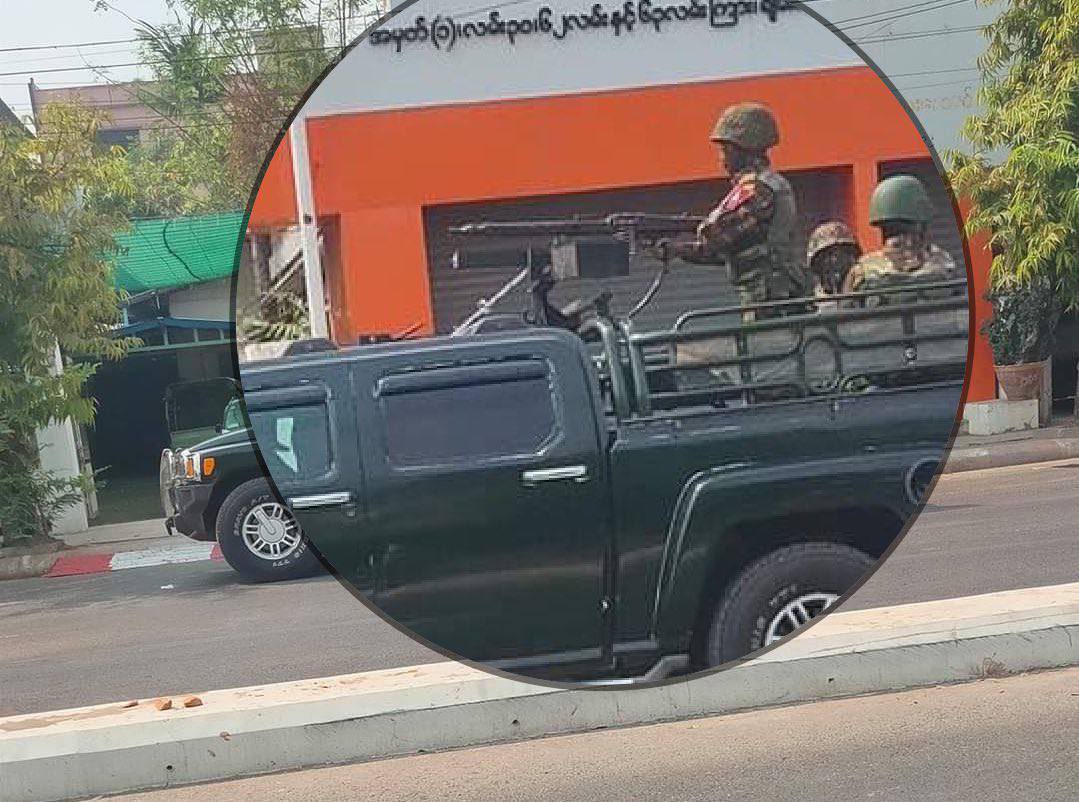 ShoonPyie's tweet photo. Military junta terrorists using lethal machine gun (WW2MaziMG42) just to crackdown the civilians in Mandalay.

FREEDOM OF SPEECH

#WhatsHappeningInMyanmar
#March21Coup 
@poppymcp @RapporteurUn @UN_HRC @freya_cole @JosepBorrellF @USEmbassyBurma @VP @POTUS @poppymcp https://t.co/vZFgrCMimP