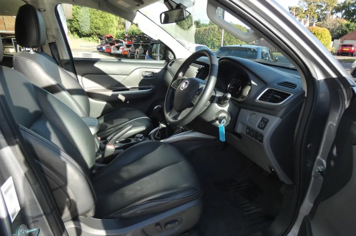 Hills_Ford's tweet image. There's a great 2018 #FiatFullback 2.4 4x4 #PickUp for sale @Hills_Ford.

Under 4,000 miles, Was £18,995 +VAT, now £17,999 +VAT!

For the full details visit our website or contact our digital sales teams!

hillsford.co.uk/used-vans/1209…

#MalvernHillsHour #DroitwichHour #HerefordHour