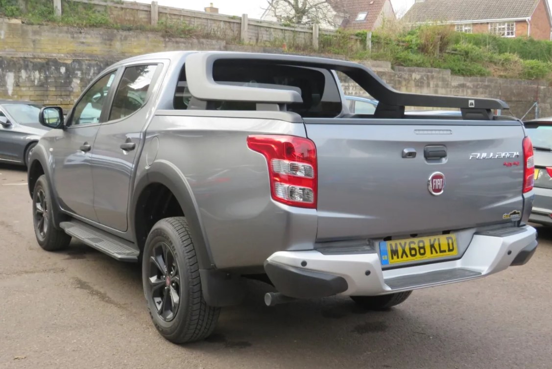 Hills_Ford's tweet image. There's a great 2018 #FiatFullback 2.4 4x4 #PickUp for sale @Hills_Ford.

Under 4,000 miles, Was £18,995 +VAT, now £17,999 +VAT!

For the full details visit our website or contact our digital sales teams!

hillsford.co.uk/used-vans/1209…

#MalvernHillsHour #DroitwichHour #HerefordHour