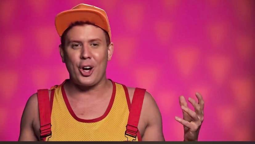 ohhoe's tweet image. Jason just said Tina Burner looks like the windows 3.1 hot dog theme and ..... #RPDR