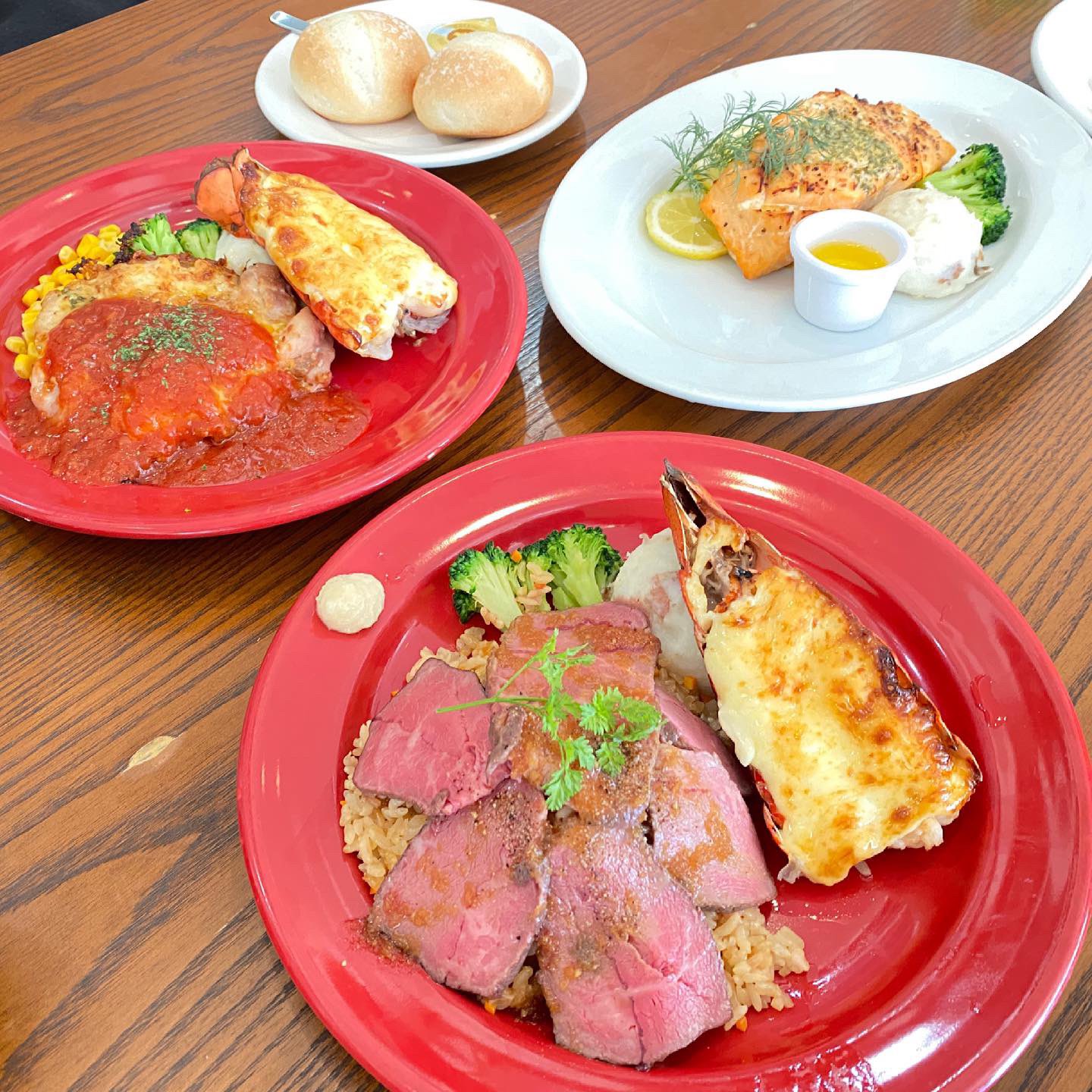 Kikiちゃんねる 名古屋港水族館 きました 久々に レッドロブスター で ランチ とにかく 港 だから 風 が 強い 愛知 名古屋 港区 水族館 ロブスター Lobster T Co Famtxb0in0 Twitter