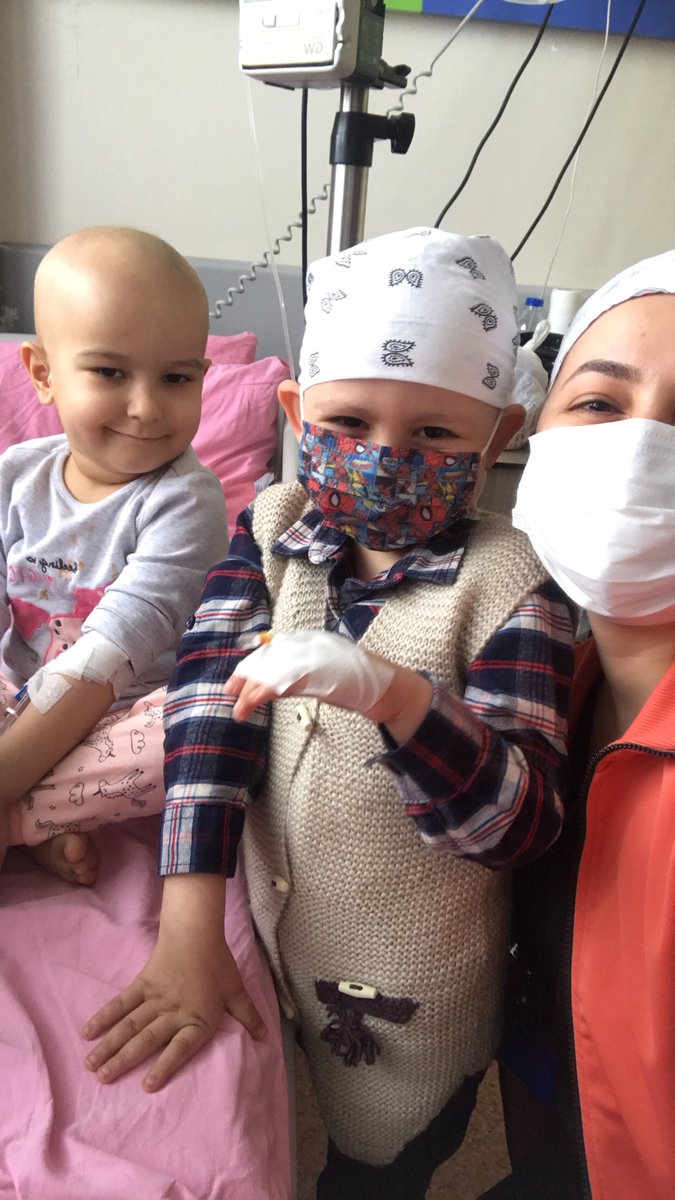 #14MartTıpBayramı İyiki Hemşireyim saygınlığımızı bilen insanlarla karşılaşalım ve çalışalım bir ömür inşallah 🤲🏻 Değerimizin bilindiği çalışma şartlarımızın düzeltildiği günlere inşallah 🤲🏻🌸 <a href="/saglikbakanligi/">T.C. Sağlık Bakanlığı</a> <a href="/drfahrettinkoca/">Dr. Fahrettin Koca</a> <a href="/sagliklicozum/">T.C. Sağlık Bakanlığı Sağlıklı Çözüm</a> @t_saglikis_1961