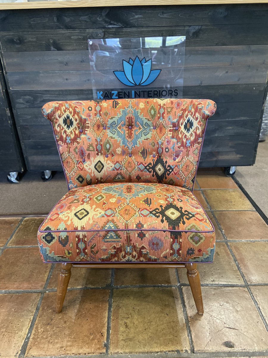 KZI_AZ's tweet image. Life is beautiful in the southwest! Just completed this stunning chair! #kziaz