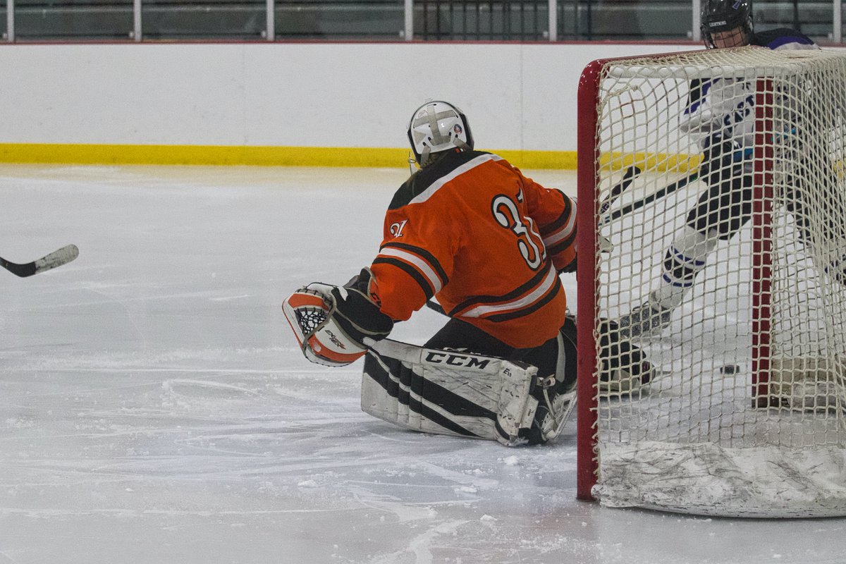 <a href="/FurlongRyleigh/">Ryleigh Furlong</a> comes up big early in the game against Eastview stopping a breakaway attempt. Nice job Ryleigh! <a href="/FHSghockey_/">FHS Girls Hockey</a>