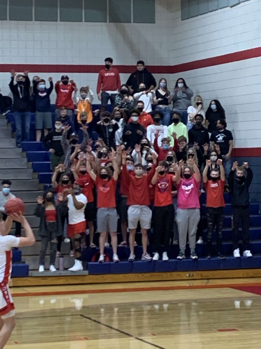 CehsStuSection's tweet image. GREAT TEAM WIN FOR OUR BOYS BEATING CACTUS SHADOWS 67-55‼️SEMIS HERE WE COME❤️ BIG S/O TO THE STUDENT SECTION FOR GOING CRAZY TONIGHT❤️ #ROADTOSTATE  #WECANTBESTOPPED