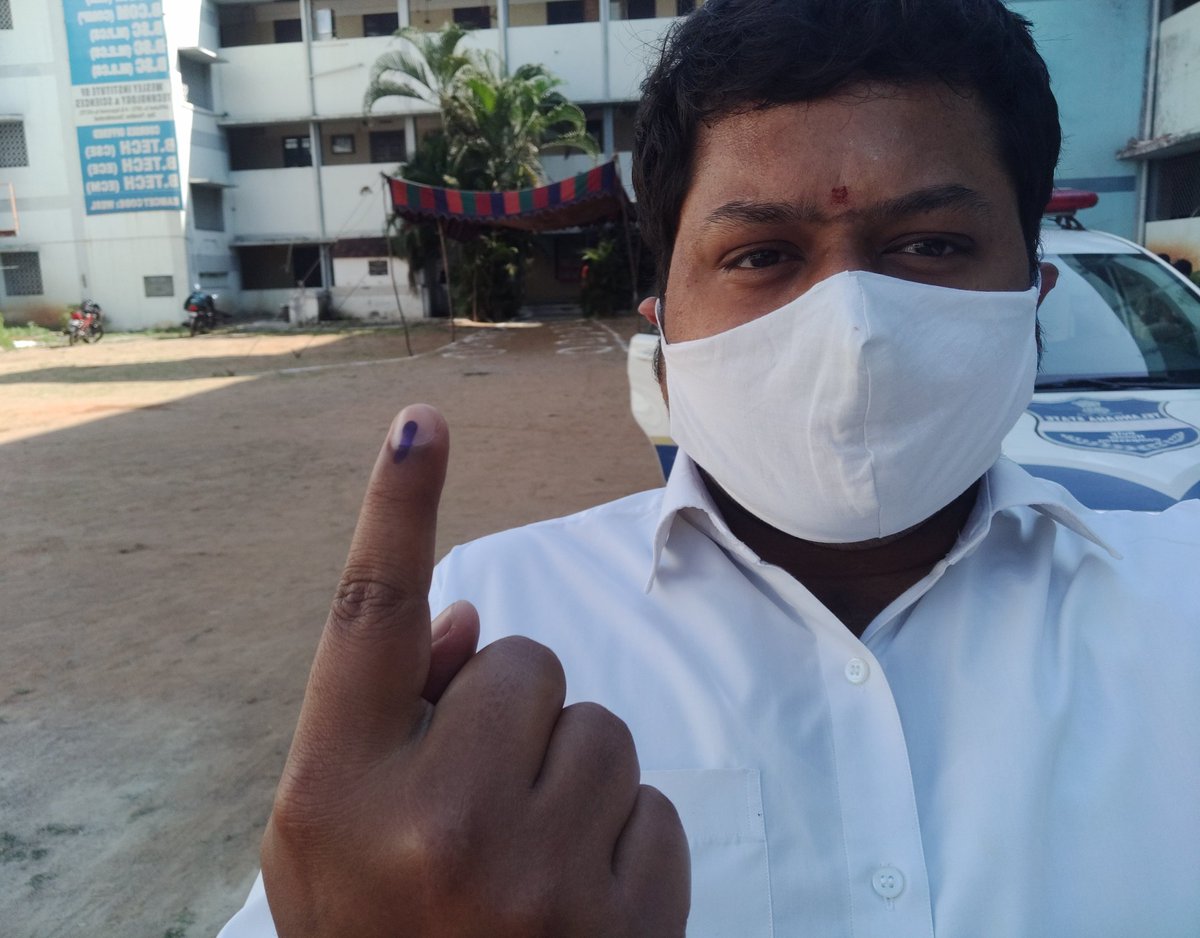 AbhishekJagini's tweet photo. Got inked ! Get inked !
@RaoMlc @manthriji
@blsanthosh
#HyderabadMLC #BJP #NRamchanderRao #NRR
#SerialNo2 #Prerefernce1 #GraduatesConstituency https://t.co/9OOVdQK0s8