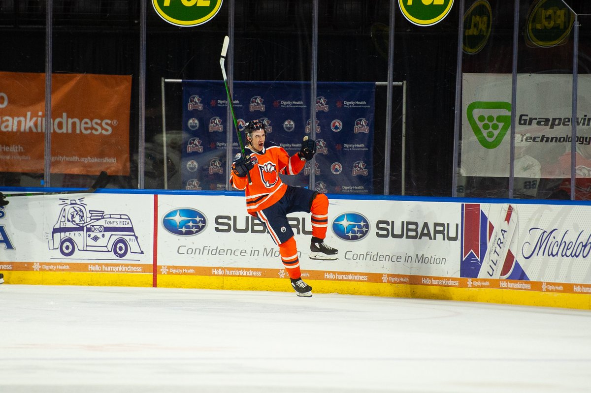 Condors's tweet photo. #NobodyHasMoreFun https://t.co/V0kVBqRTvj