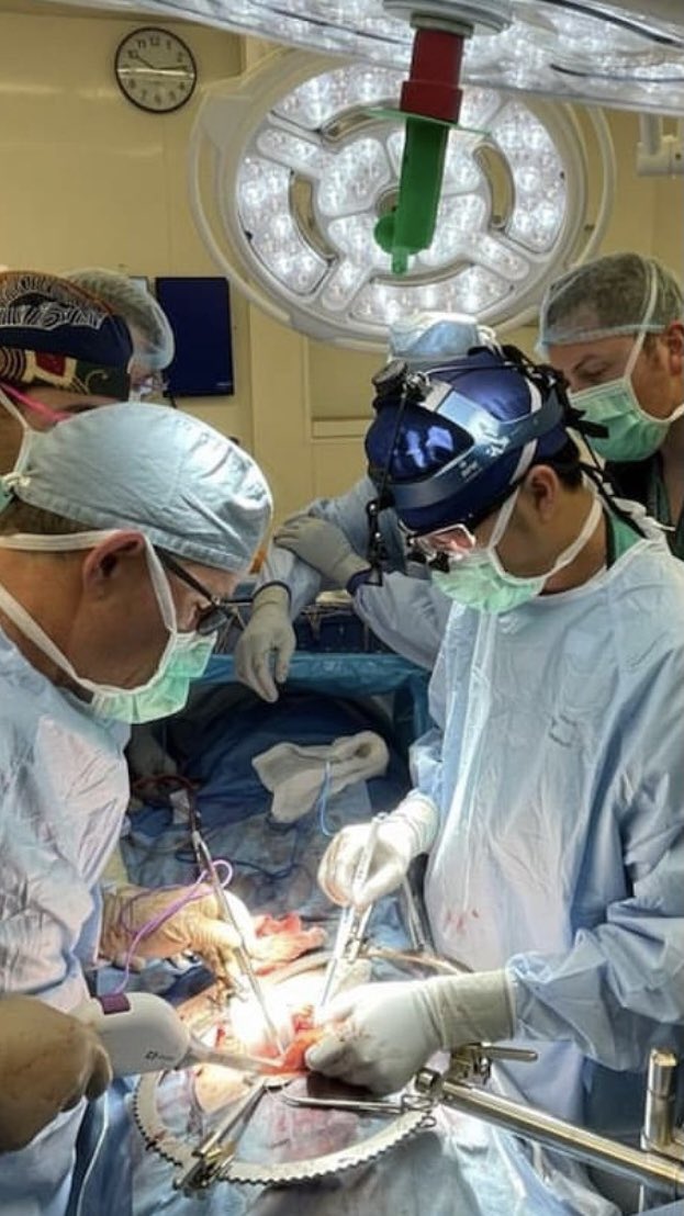 MJHeslin's tweet photo. Whipple, first case at USA, great surgical residents, providing great care for the people. #usamci https://t.co/xR5flp8LMt