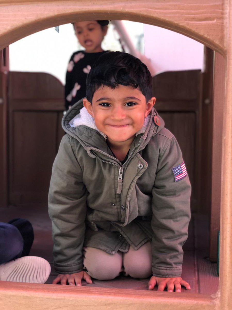 CreativeKids_DM's tweet photo. Sharing the most important moments in the life of a child by his parents makes them memorable moments, such as graduation and attending their celebrations and events. https://t.co/ewwS0AcQdG