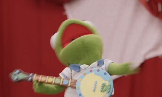 Katie Avery tweet media