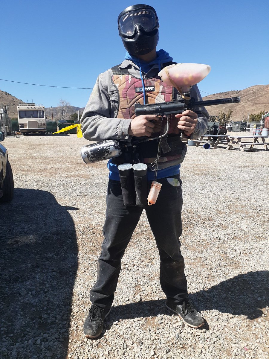MarlonEZacaria1's tweet photo. #GamblingTwitter #PaintballSeason
@nicksoto999 #KillaCali
@JimmyTheBag @DutchBoyFresh @TROTWAM @djbiggboss @BangingWho @JayMoneyIsMoney @SharksNSports https://t.co/pvWkKIGPPR