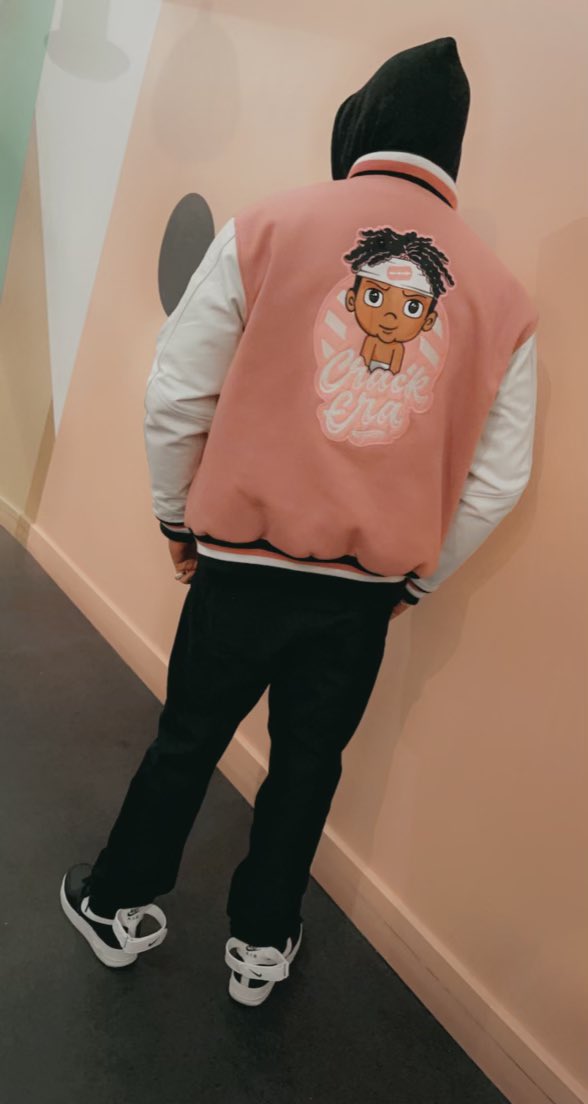 DK_WHITECREDIT's tweet image. #CrackEracClothing #CrackEra #HoodVarsity #SupportLocalBusinesses #SupportSmallBusinesses check them out on IG @CrackEraClothing