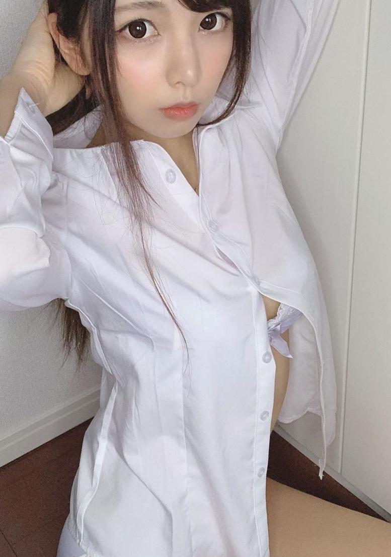 Naig76064's tweet photo. 大人女子 https://t.co/yORlOdYF7S