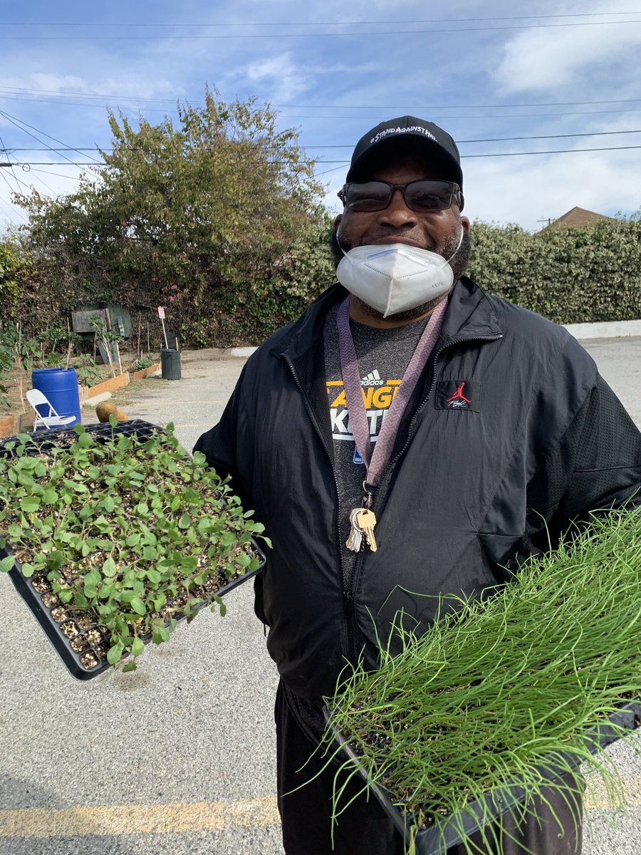 Plugmob! Tomorrow. Pomona. 10k+ free plants.