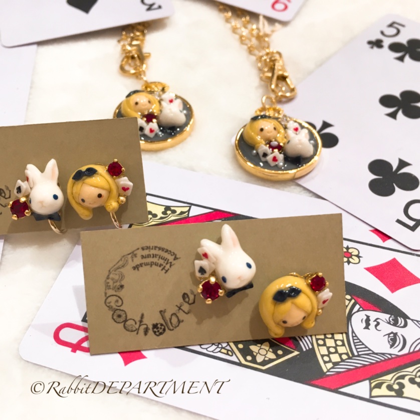 RabbitDEPARTME's tweet photo. 新宿店です🐰
【3月のお茶会フェア】では、新作も多数登場しております🎀
写真は #cocholate 様作品。
いつもよりもシックなお色味で作成されたそうです🐰
新宿店にてお待ちしております🐇
通販でも♠️❤️♣️♦️
https://t.co/27buHxjCvl
#ラビットデパートメント
#ラビデパ
#新宿マルイアネックス https://t.co/e0EXZrZ3QI