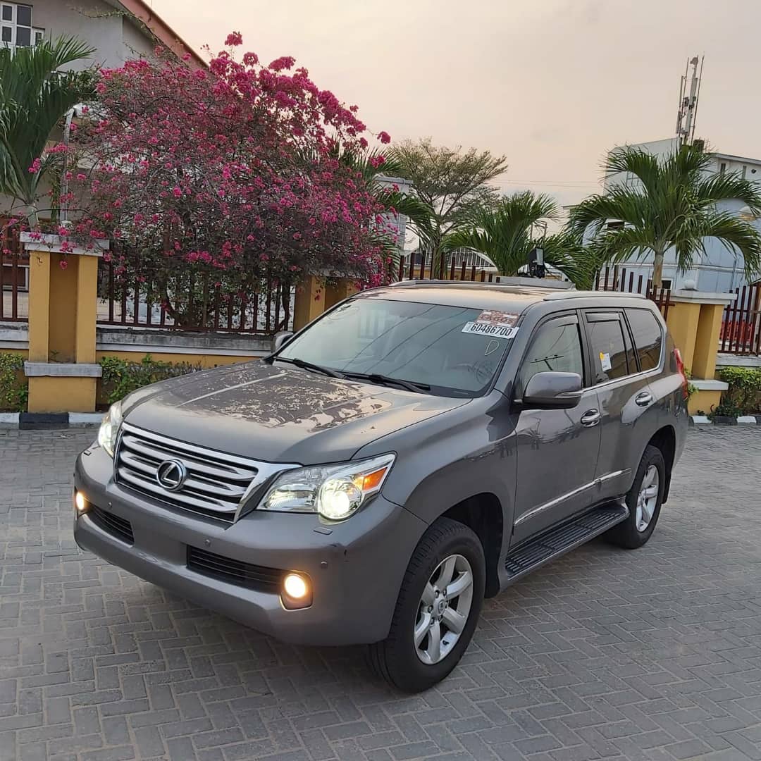 echidiimemotors's tweet photo. 💪🏾🌍💪🏾
Foreign used
Manufacturer :LEXUS
Model :GX460
Year :2011 premium
Price: #14.6m
📍Lagos
*Complete custom * Accident free
#ademotors
ECHIDIIME MOTORS LIMITED.
RC:1694472
IG@maziechidiime
IG@echidiimecharitymovement
#echidiimeworldwide https://t.co/nvMOdbSxgK