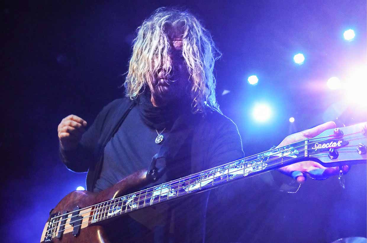 Please join us in wishing a very happy birthday to YES bassist Billy Sherwood! 