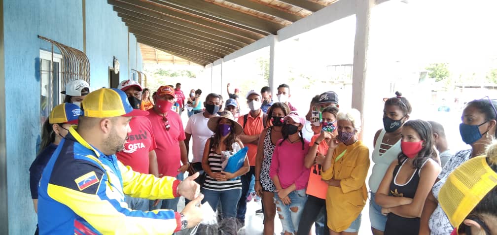 #14Mar 🇻🇪📢 ¡ETIQUETA DEL DÍA! ▶️  #PescadoresDeLaPatria

En marzo de 2009,  Chávez prohíbe la pesca industrial de arrastre, por ser un mecanismo destructor del medio  ambiente  y la biodiversidad  del suelo marino. Hoy celebramos el Día del Pescador y la Pescadora Artesanal.