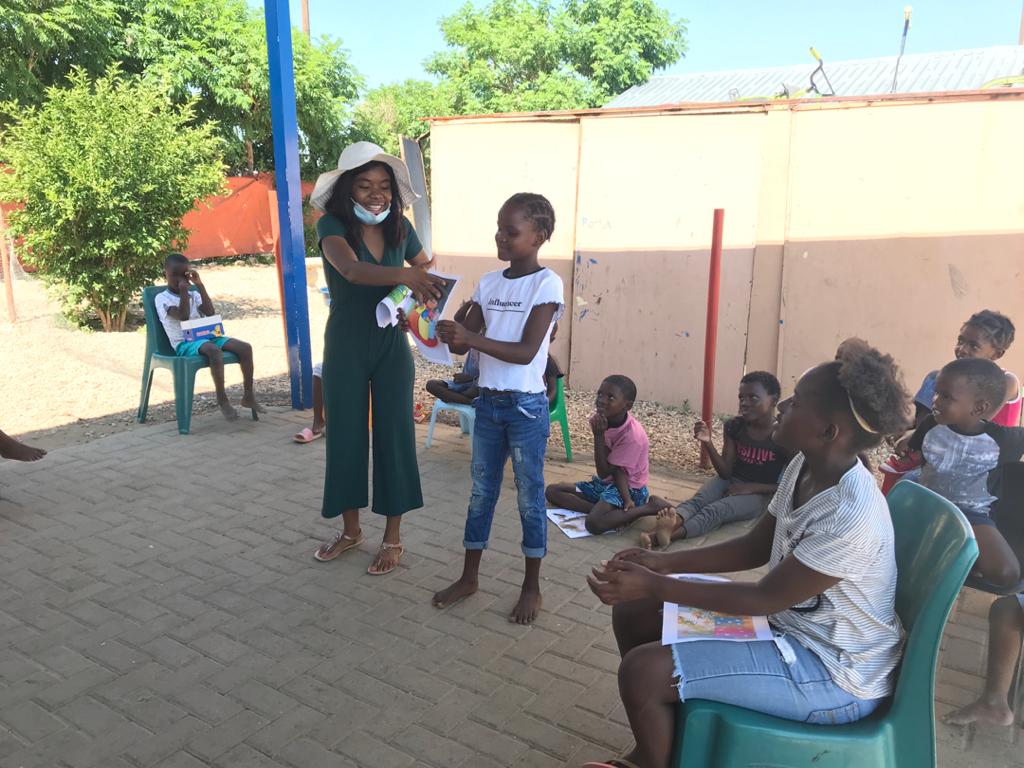 big_help_nam's tweet photo. We had an amazing session at Orlindi Orphanage yesterday 😄

Our theme was recycling and we took the kids through what recycling is and how they too can impact their environment by utilizing their recycle bin sponsored by Ogilvy Namibia. https://t.co/qKU8JDcmyv