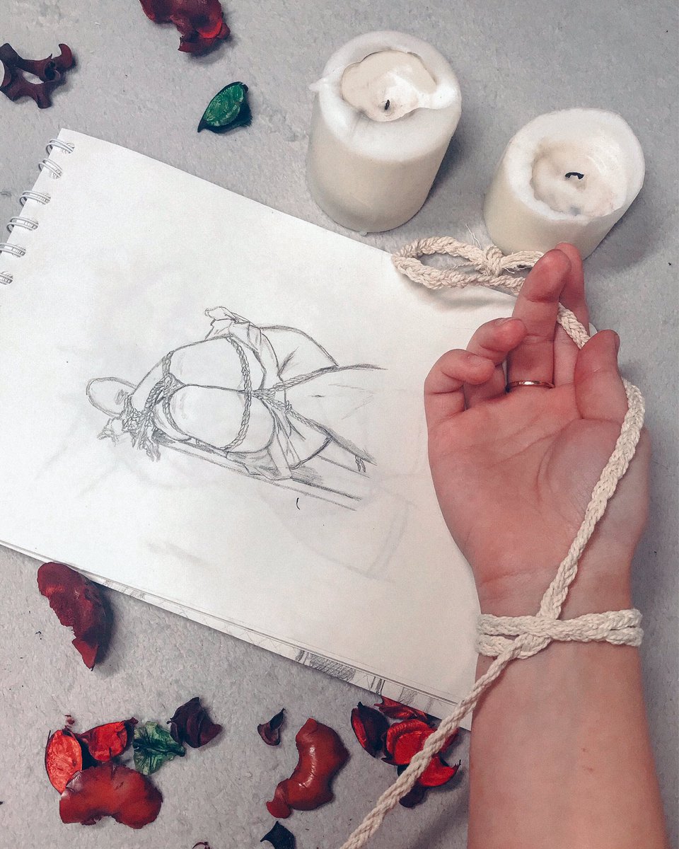 bum98bum's tweet photo. #art #shibari https://t.co/GBE3R5wDAZ
