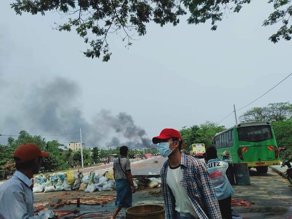 NangSuMonSwe1's tweet photo. XYZ LOCOMOTIVE
#WhatsHappeninglnMyanmar 
#Mar14Coup 
In Hlaingtaryar https://t.co/0lBO1VJ5pm