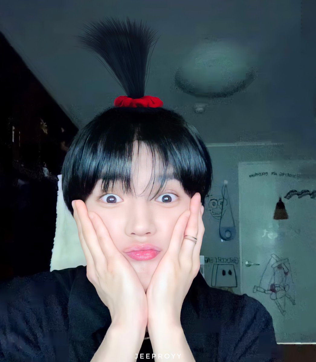 ຈ ᥕ ⭑ tweet media