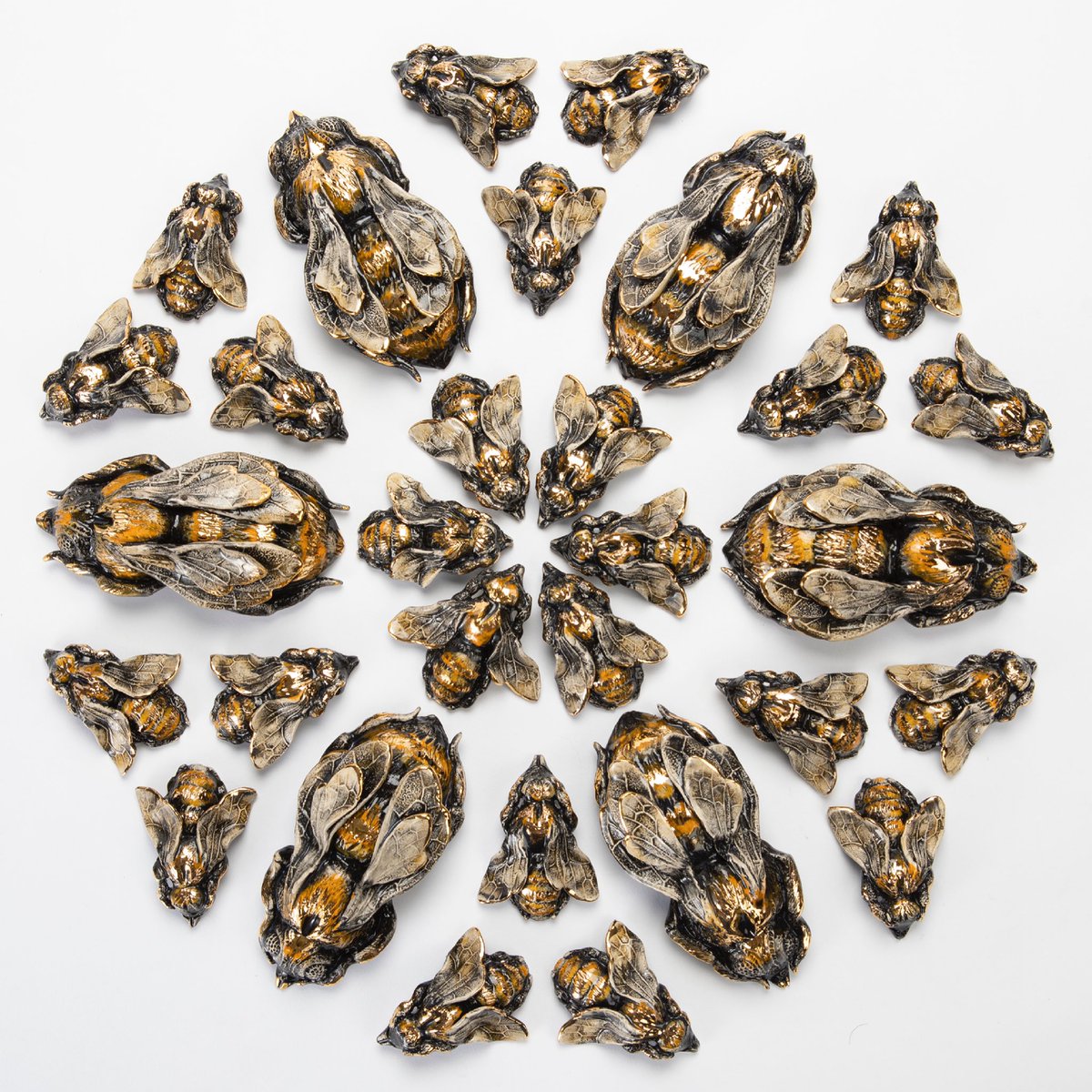 Happy #MothersDay to all who are doing their best at mothering - in all shapes and forms. We love and celebrate you! 💛 🐝 🌼

A day of mixed emotions for many - sending love to all who are feeling today differently this year.

#mothersday2021 #femalepotter #ceramicsuk #beeart