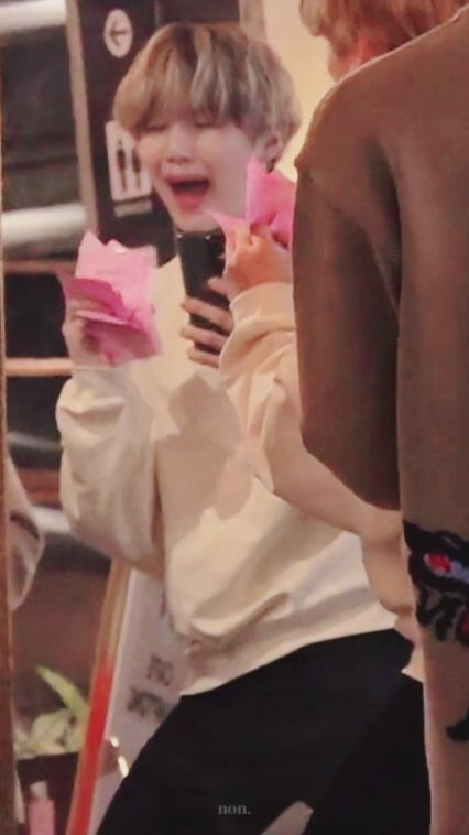 이름없음 tweet media