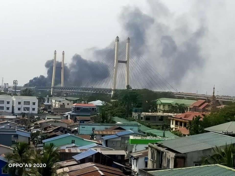 Springrevo_2021's tweet photo. Hlaing TharYar Code Red!
Due to the brutal crackdown  of Military terrorists , 3 people were shot in the head and dead on the spot.
Many people got injured !!! 
Please help Hlaing TharYar😭 🙏

LOCOMOTIVE XYZ

#WhatsHappeningInMyanmar
#Mar14Coup https://t.co/qmAXk51EO2