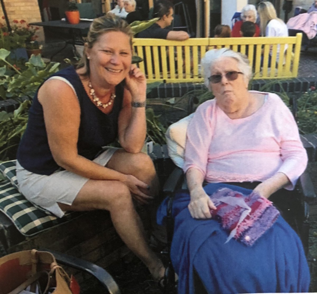 Happy Mother’s Day to my amazing mum sadly not with us anymore but always in my heart #MothersDay2021 #missyoumum