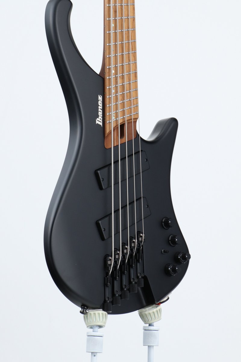 1484ikebukuro's tweet photo. 【中古】#Ibanez / #EHB1005MS Black Flat
バスウッド・ボディ、グラファイト補強の施されたメイプル/ウォルナット・5Pネック、ローステッド・バーズアイ・メイプル指板、BartoliniのBH2ピックアップを搭載。
https://t.co/yqrhmssx6W https://t.co/nqQ35PHcUO