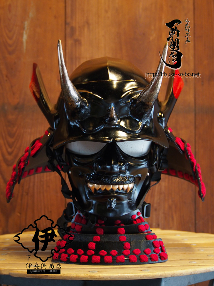 ゆえ 時代物工房 一助朋月 公式 緊急事態宣言につき実店舗対応休止します Ar Twitter 一助えきすぷれす ３月生まれの作品紹介 最近画像はファンタジーっぽいのばかり そぉ ではこんな和系ファンタジーはいかがでしょう 令和の創作変わり兜 護武臨ノ兜と