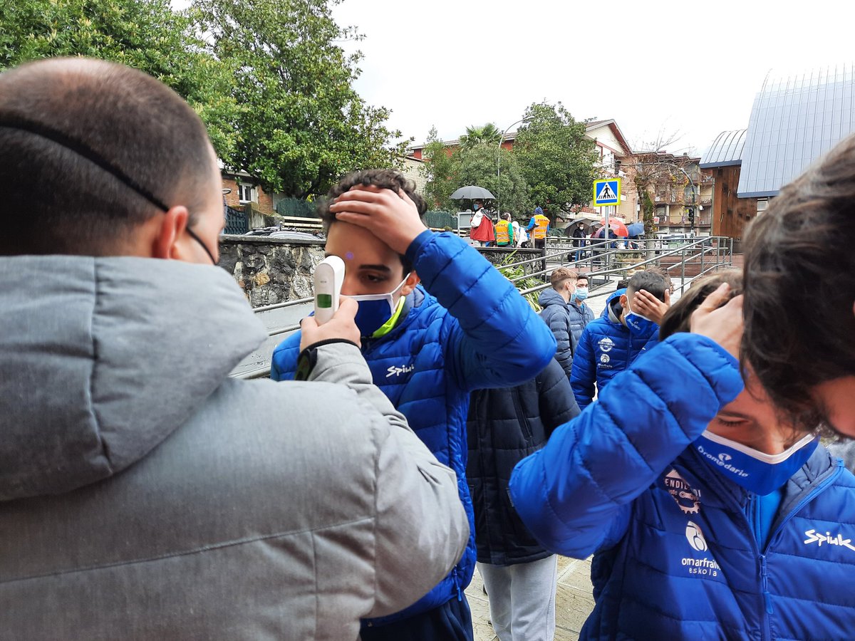 Comenzamos con la toma de temperaturas! #AiarakoBira