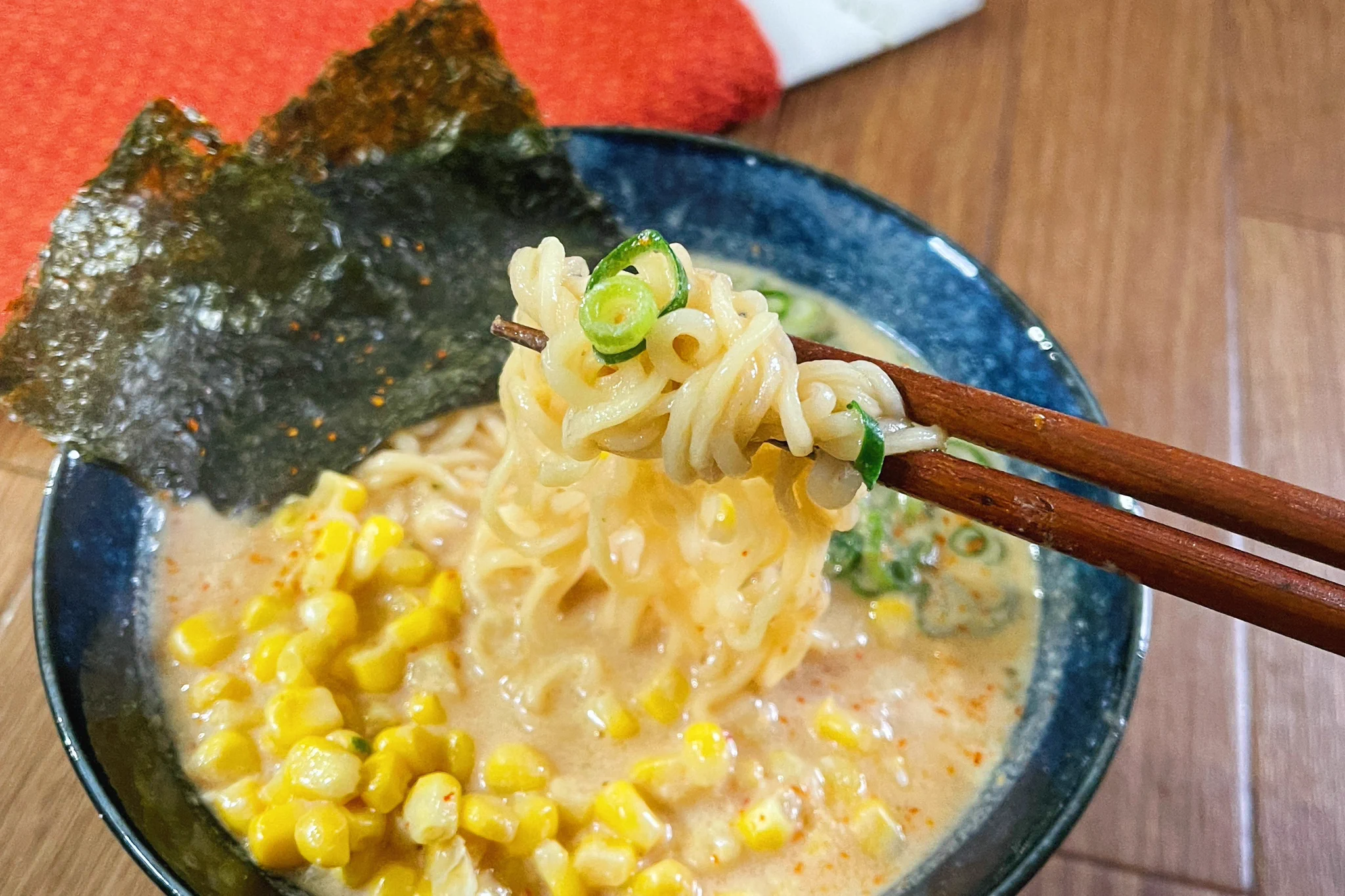 サッポロ一番がより美味しく！？「バター香るサッポロ一番クリーミーみそラーメン」の作り方！