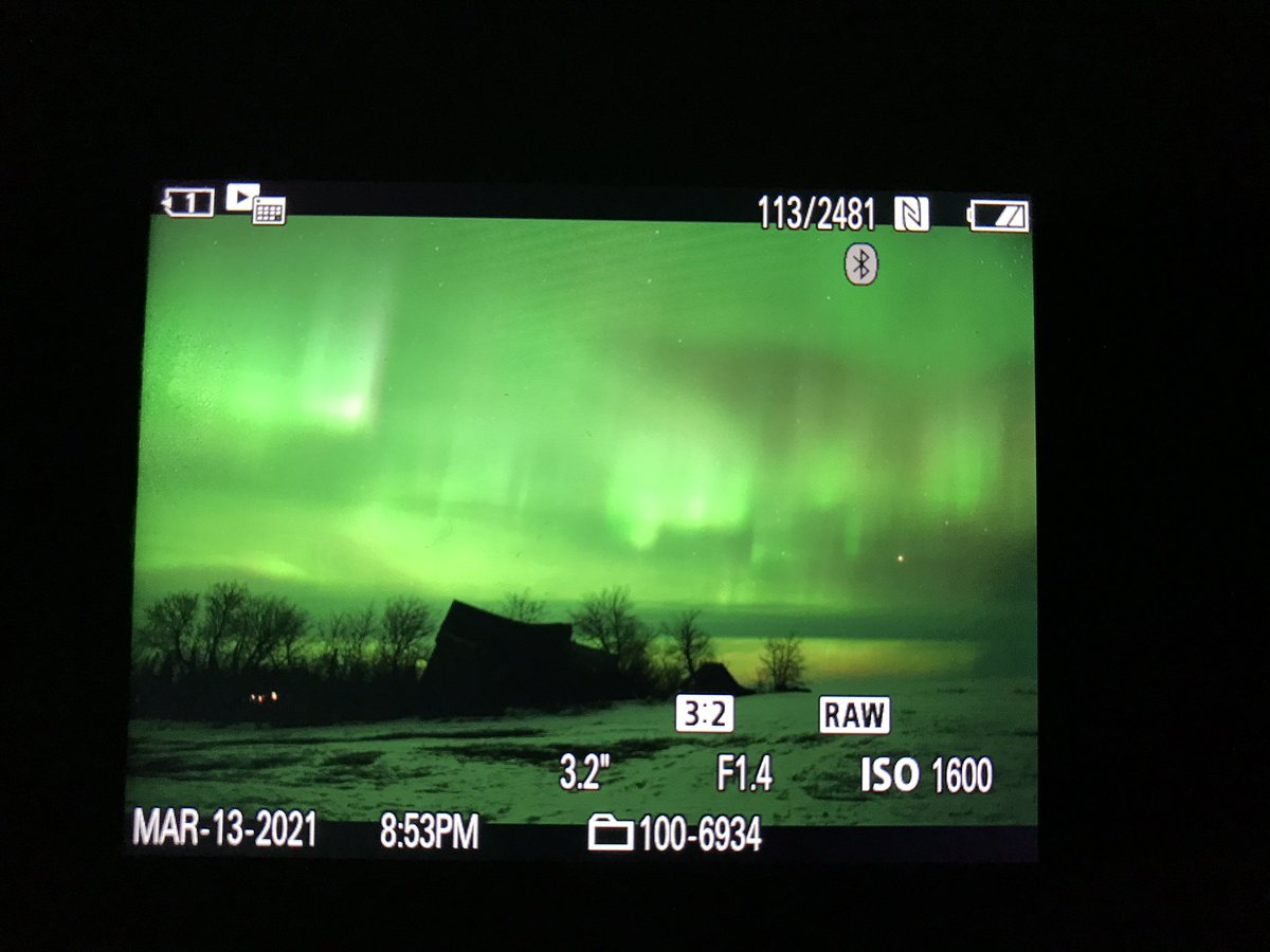 PennerCory's tweet image. What a fantastic show this evening!!! #Aurora #backofcamera #mbstorm