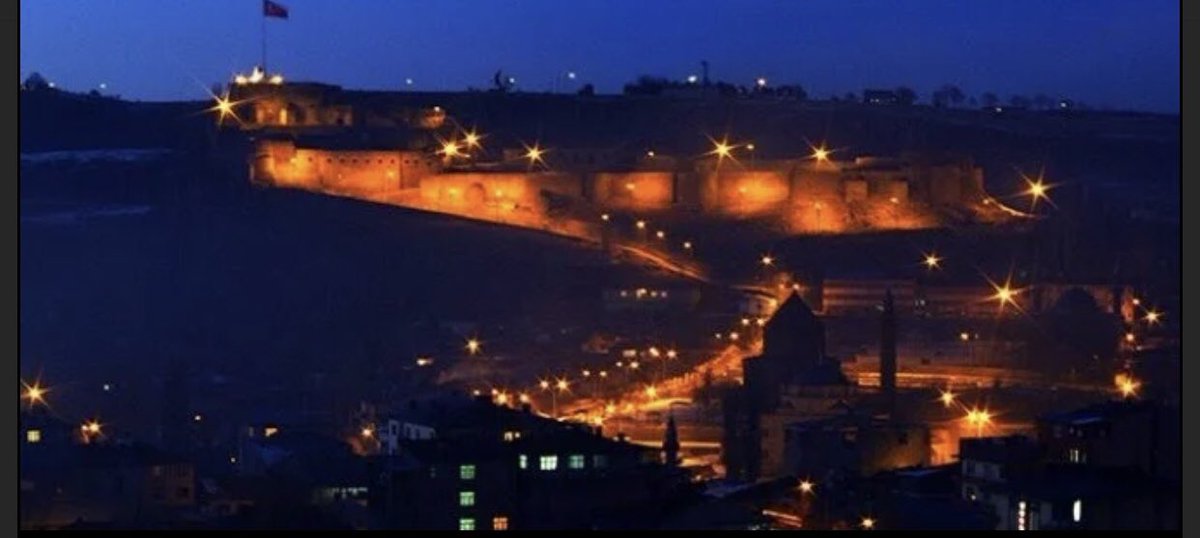 ToptasSefa's tweet photo. #TürkiyeninEnGüzelŞehri

📍Serhat Şehri #Kars https://t.co/9eitqOyTUy