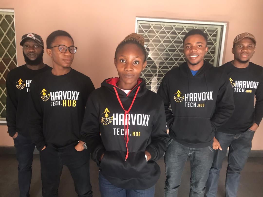 Aminigbo_'s tweet image. Talking about #GRAMMYs ,
A greater one is hitting the tech ecosystem soon.
#designVersity
#techupPH
#techupStack
#techupAward
@HarvoxxH 
@Mbahdeyforyou 
@channelstv 
@TosinOlugbenga 
@TonyOElumelu 
@UNIONBANK_NG 
@TukaLetura 
@alafonye 
@hostinbridge