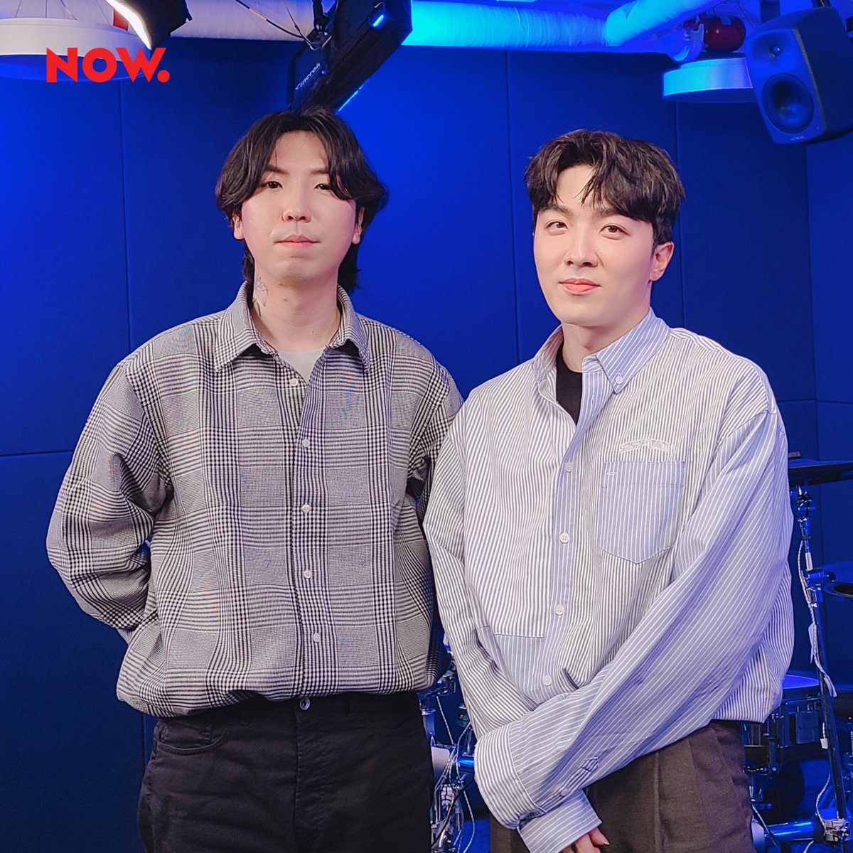 npop_zip's tweet photo. #야간작업실 에 다녀간 #구름 과 호스트 #적재 🎹🎸 좋은 음악을 하는 사람들이 만나면 그저 좋은 밤이 됩니다. 월-금 밤 11시 야간작업실 많이 들어주세요! #NOW온에어 https://t.co/Fag8OFxJKQ