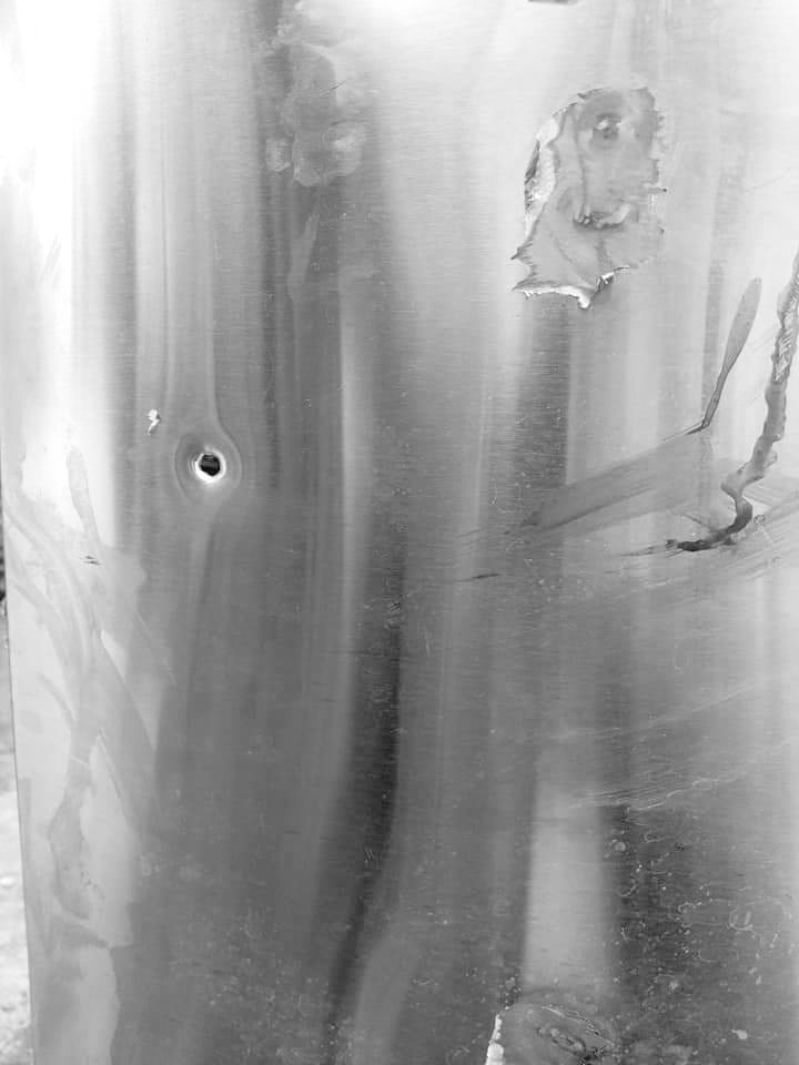 Tw // ⚠️ graphic content // death // gunshot 

Four people including a woman were shot with live bullets in ShwePyiThar!!
One passed away around 3:45 p.m !!!

LOCOMOTIVE XYZ

#WhatsHappeningInMyanmar
#Mar14Coup