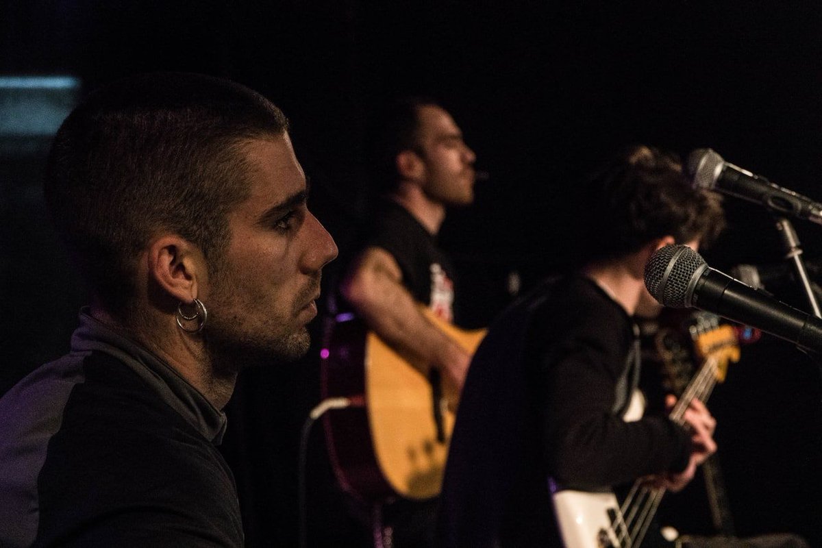 Hainbeste denbora eta gero brutala atzokoa! Milla esker atzo gerturatu zineten guztioi, eta milla esker @azkensustraiak sua emateagatik!!! Laxter arte!

Argazkiak: <a href="/izan/">izan</a>.aargazkiak @chearberas