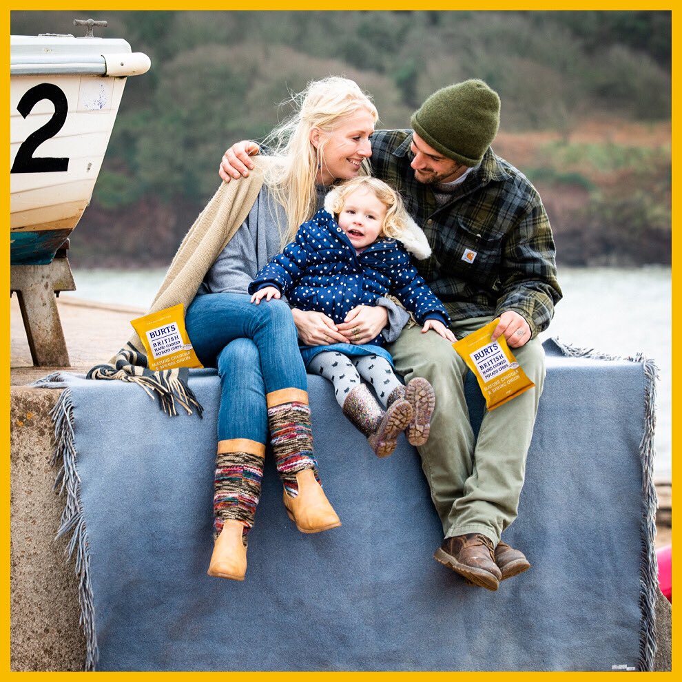 burtschips's tweet photo. Happy Mother’s Day to all the amazing mothers out there, we hope your day is filled with fun and adventures.. oh and a packet of Burts Chips! #Mothersday #Burtssnacks #Handcookedchips #Burtschips https://t.co/F8F4fH5w0o