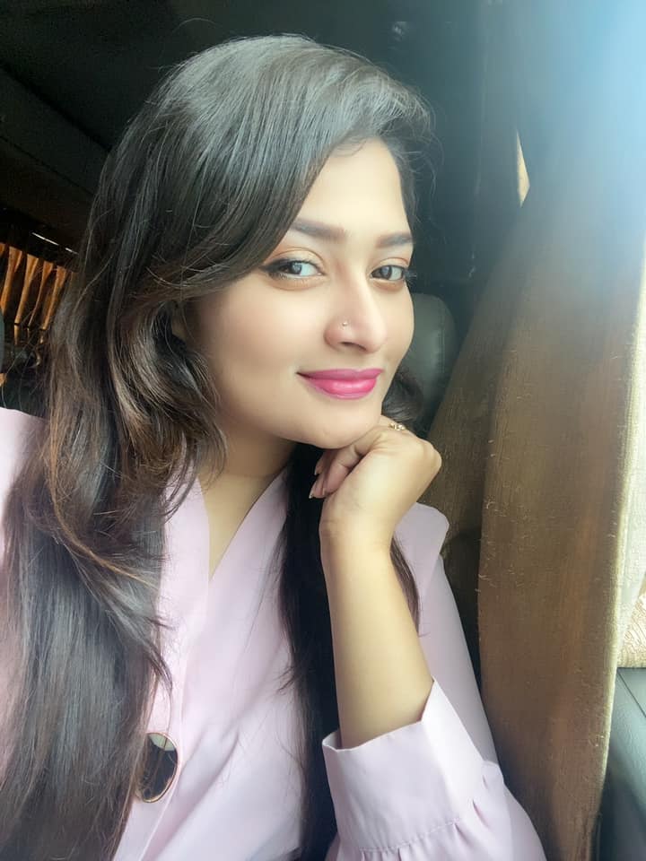 actressshila's tweet image. New work up coming...  🖤