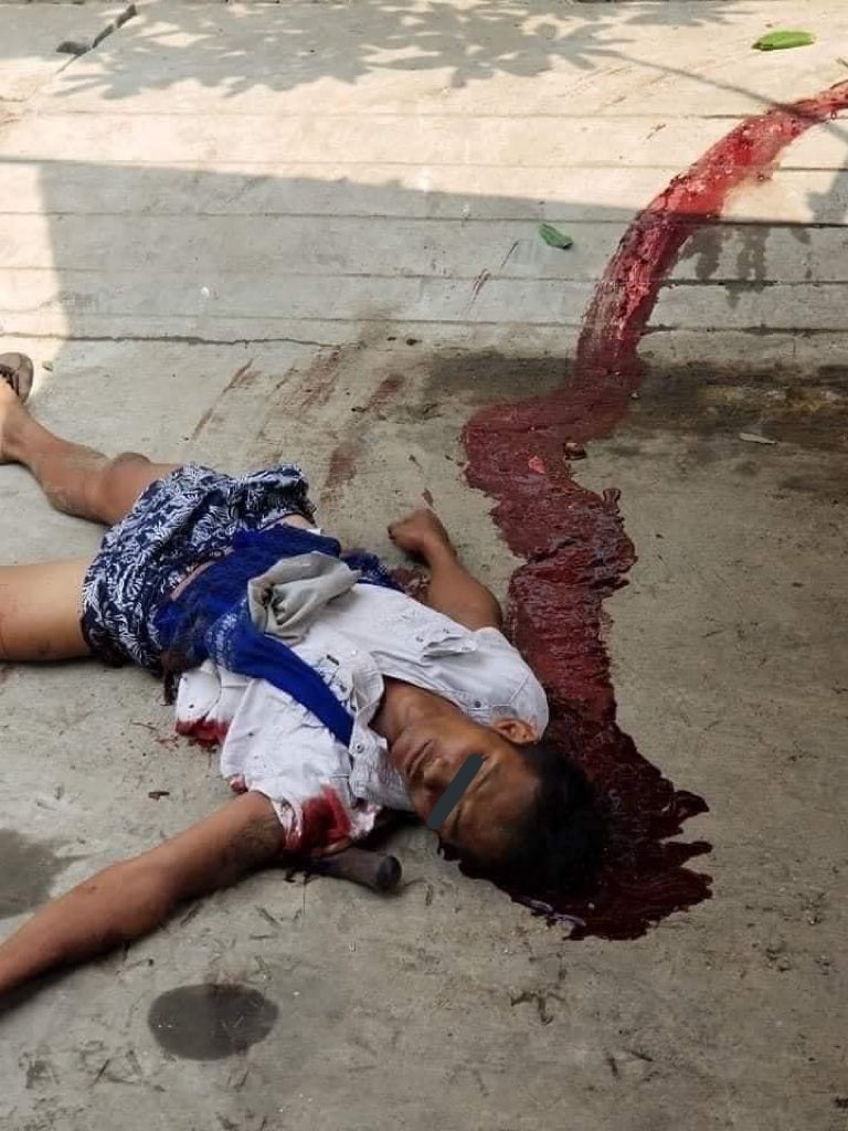 tw // blood ,death
At least 10 people are severely injured in a violent crackdown in Hlaing Tharyar, three people died on the spot, headshot 🚨Please help Hlaing Thayar 😭🙏🙏 <a href="/KBSWorldTV/">KBS WORLD TV</a> <a href="/YourAnonCentral/">Anonymous</a> 

#WhatsHappeningInMyanmar
#Mar14Coup