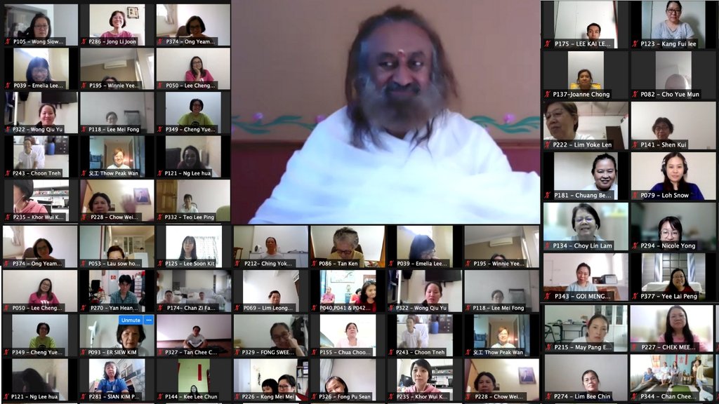 OfficeOfGurudev's tweet photo. "We perceive things according to the attitude of our mind. If the mind is pleasant, the whole world becomes pleasant."

Gurudev @SriSri on session with participants from Malaysia. #GurudevToday https://t.co/lxyf9odTvT