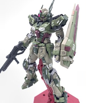 ガンプラはどんな自由な発想で作ってもいいんだ 週間top10 3種類のガンダムで作られたオリジナル機体 グスタフ カールから生まれた4機のms など技術力が映える作品満載 1 2 ねとらぼ調査隊