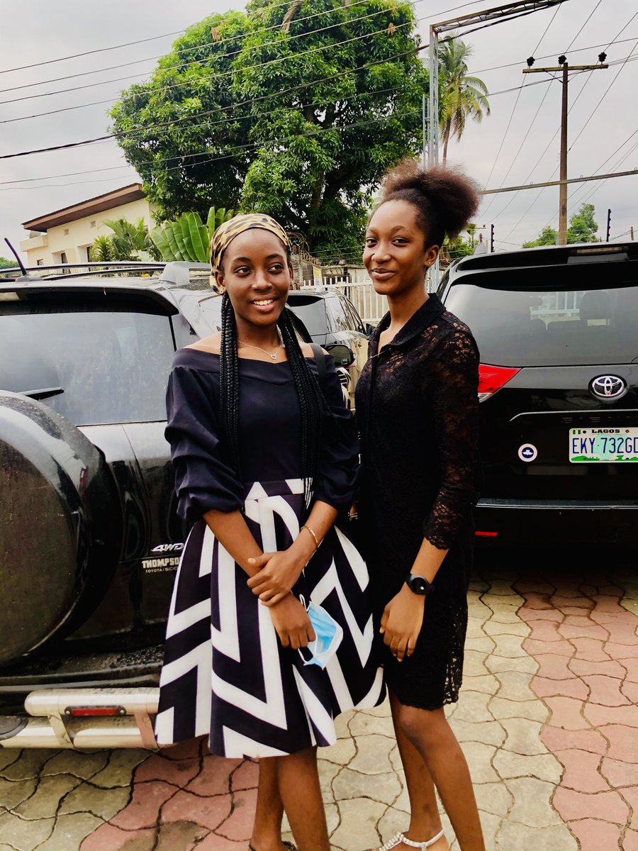 OmorinsolaLopez's tweet photo. Me and my hoodlum baby sister 😂😂🥰❤️ https://t.co/4IvERPXQ5M